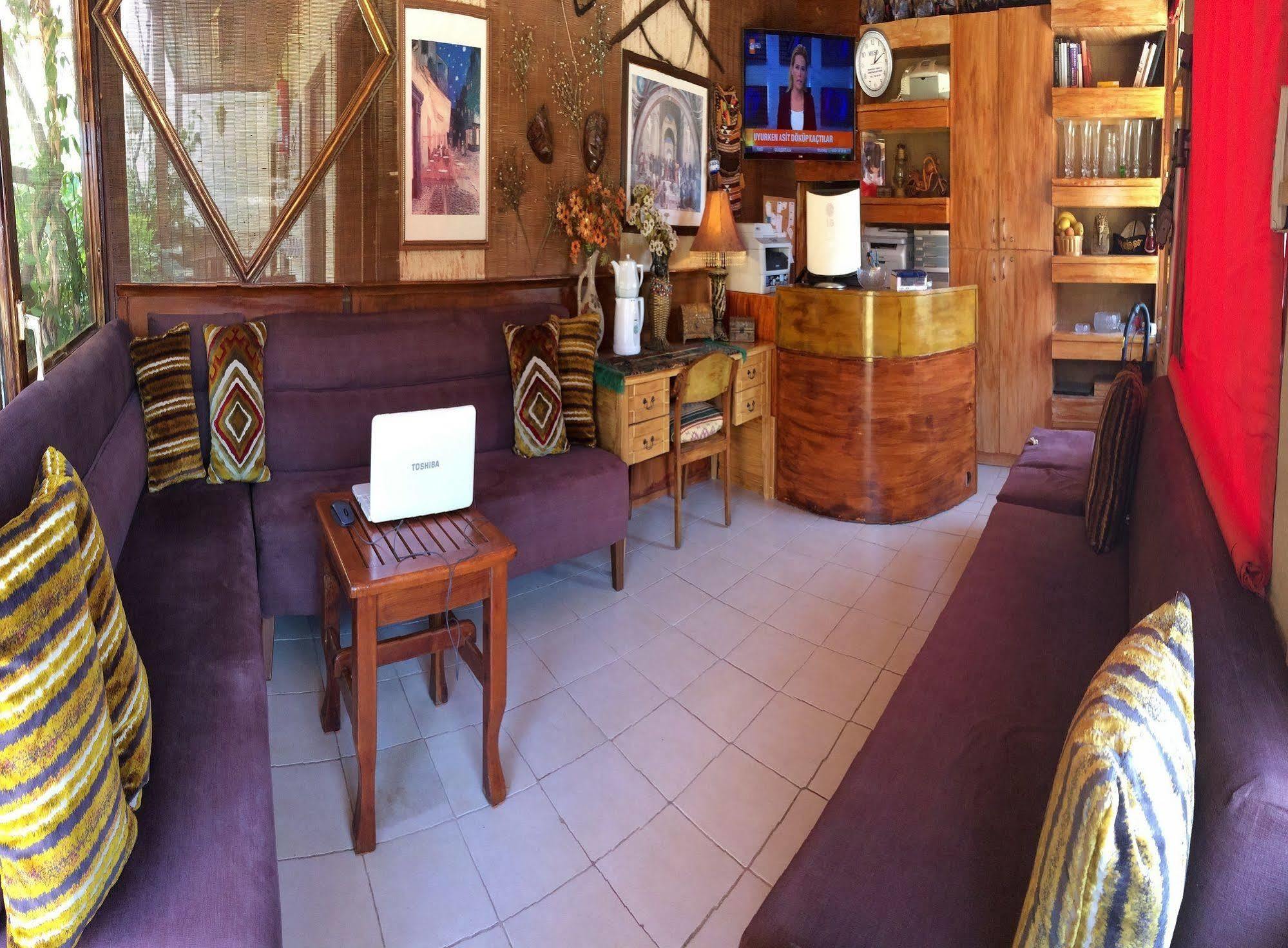 Sato Otel 2*