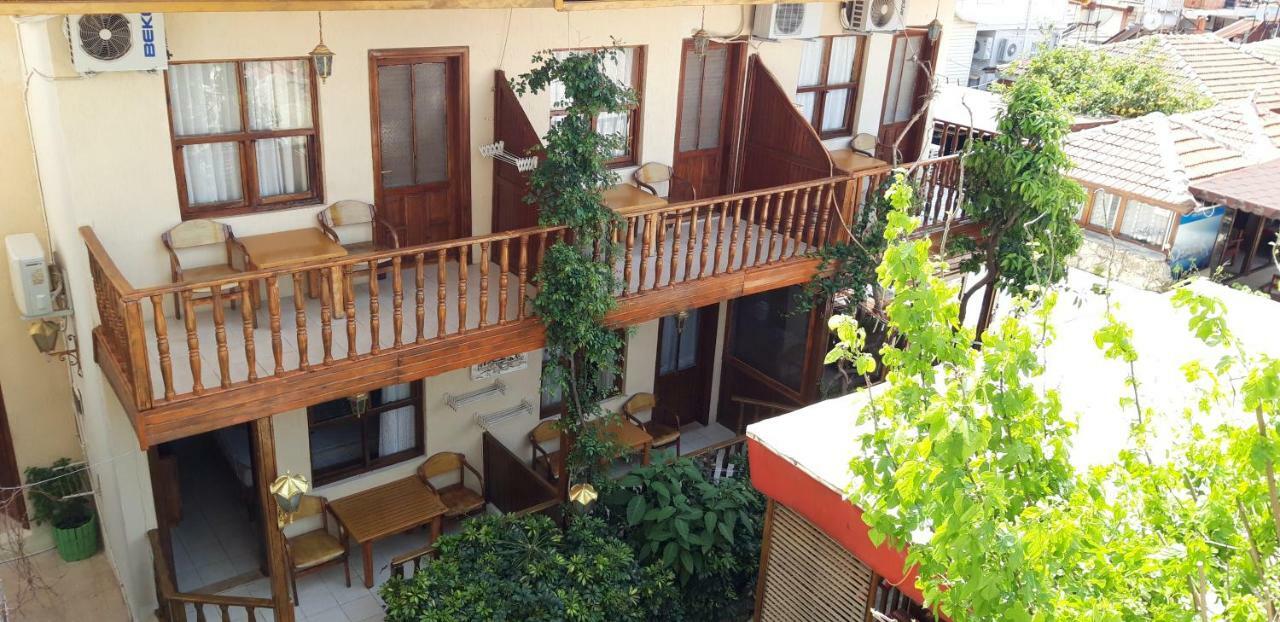 Otel Sato 2*